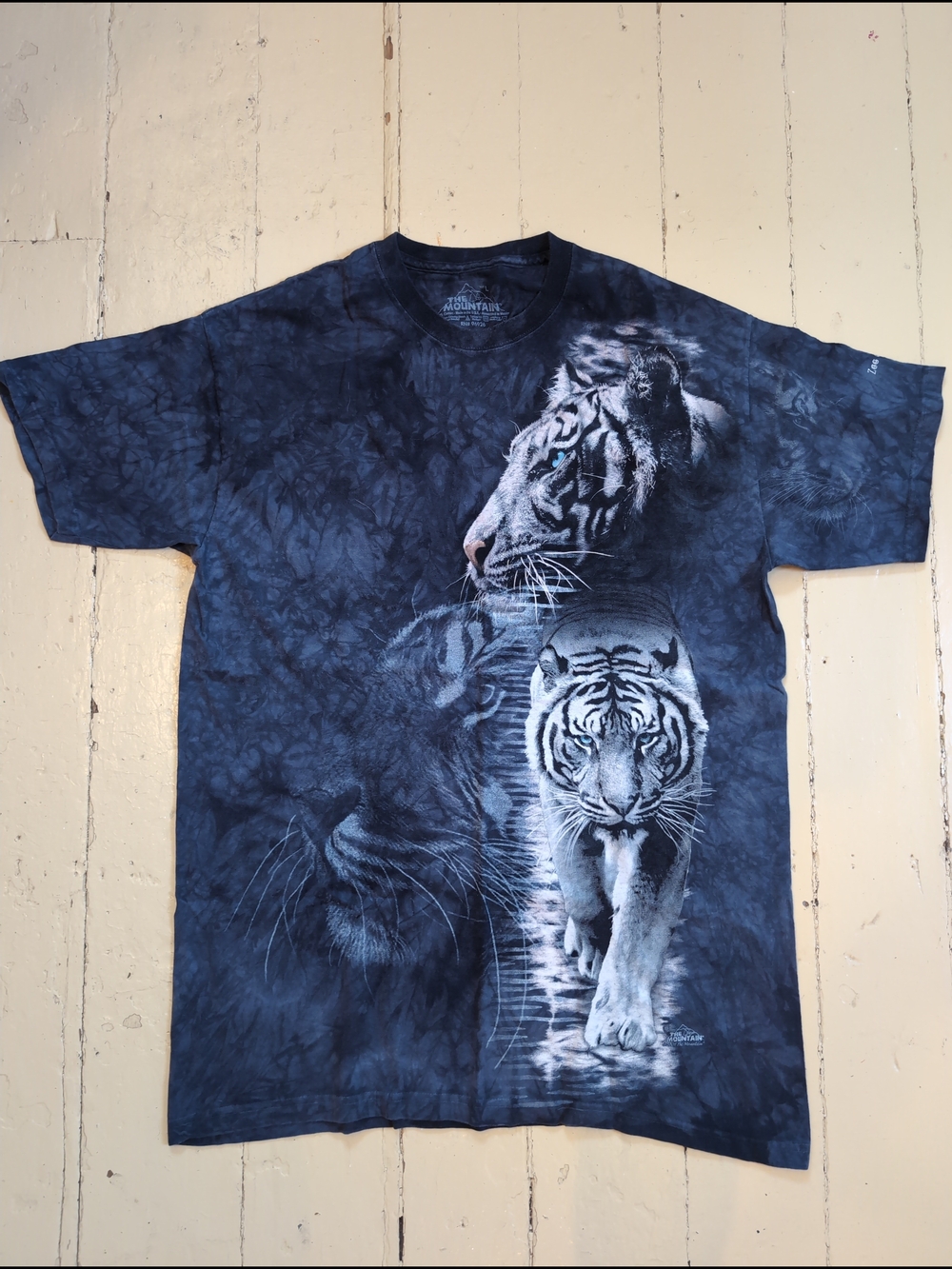 Vintage 2009 The Mountain Navy Blue Tie-Dye White Tiger Graphic Tee
